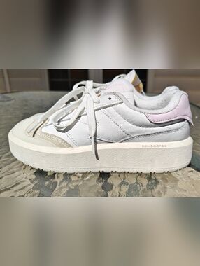 New Balance Women's Whisper White & Pale Pink Platform Sneaker